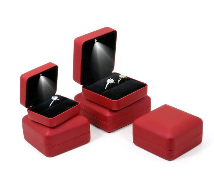 High Grade Creative 5 Colors Optional Rounded Corner PU LED Jewelry Box Proposal Jewelry Box